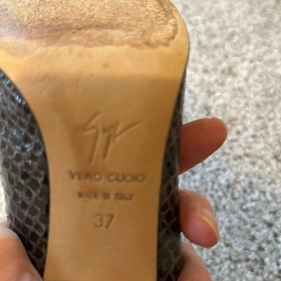 Giuseppe Zanotti Vero Cuoio Snakeskin Pumps, beyond GORGEOUS❤️❤️, Size 37, EUC - Picture 13 of 13
